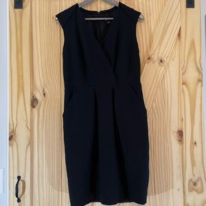 Ann Taylor Sleeveless Black Dress in Size 6